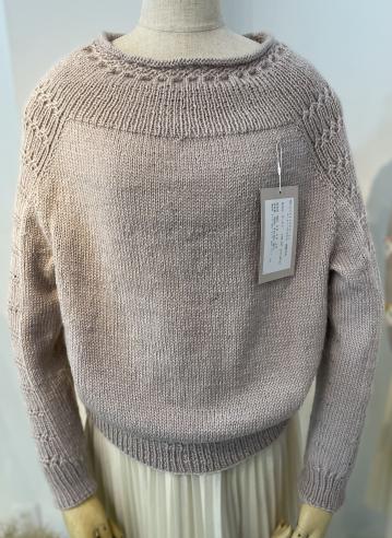 袖模様のセーター1.jpg